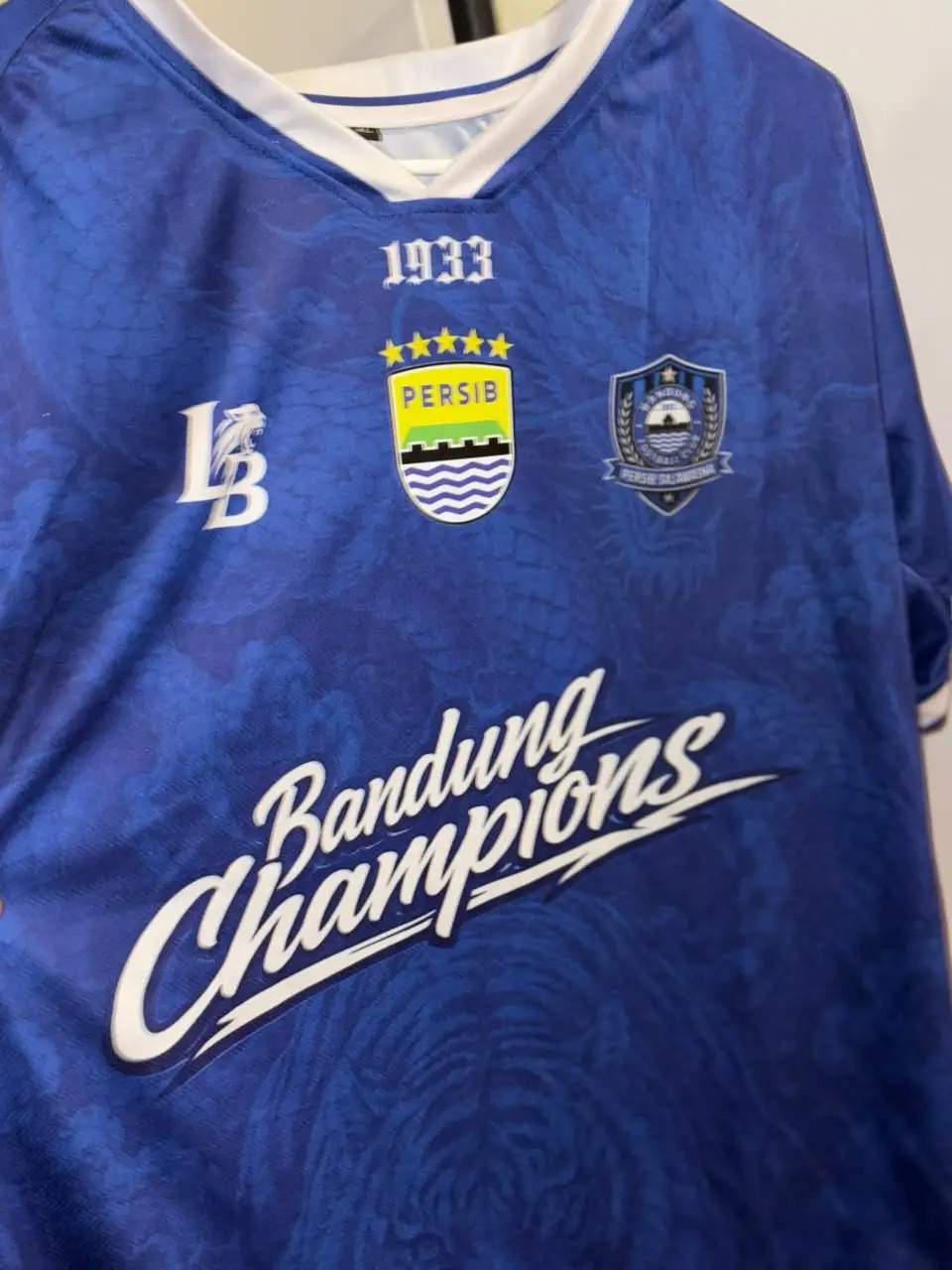 Close up bagian depan jersey